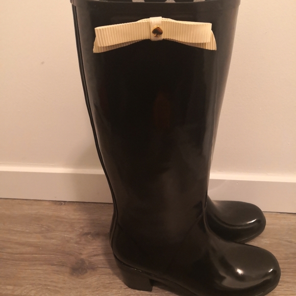 (SOLD)Katespade women fashion rain boots(SOLD) - Picture 2 of 8